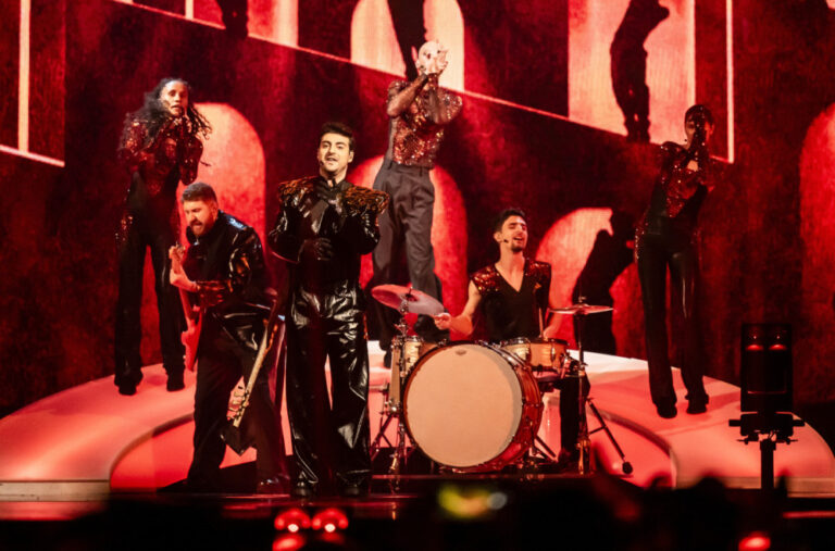 Brutalno ismevanje predstavnika Azerbejdžana: „Zašto zvuči kao Alvin i veverice?“ VIDEO