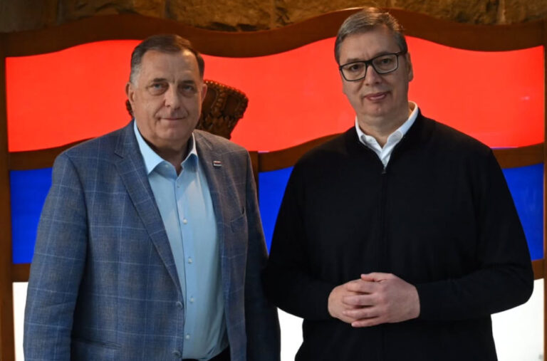 Vučić se sastao sa Dodikom: Srbija će uvek biti uz Republiku Srpsku FOTO