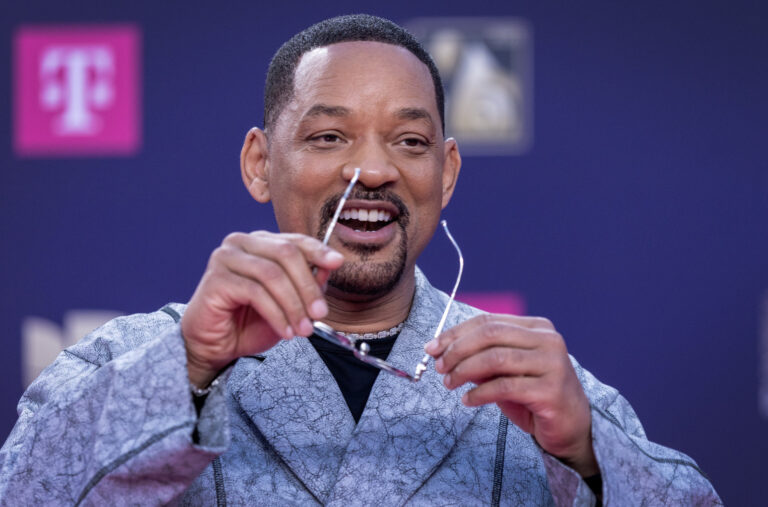 Vil Smit naplaćuje selfi sa fanovima: Cena prava sitnica FOTO