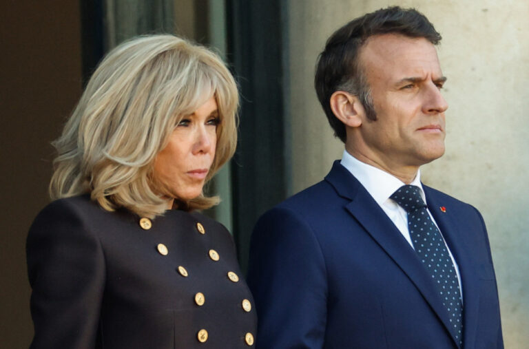 Bliska prijateljica Makronovih sve otkrila: „Zove je svakih sat i po“