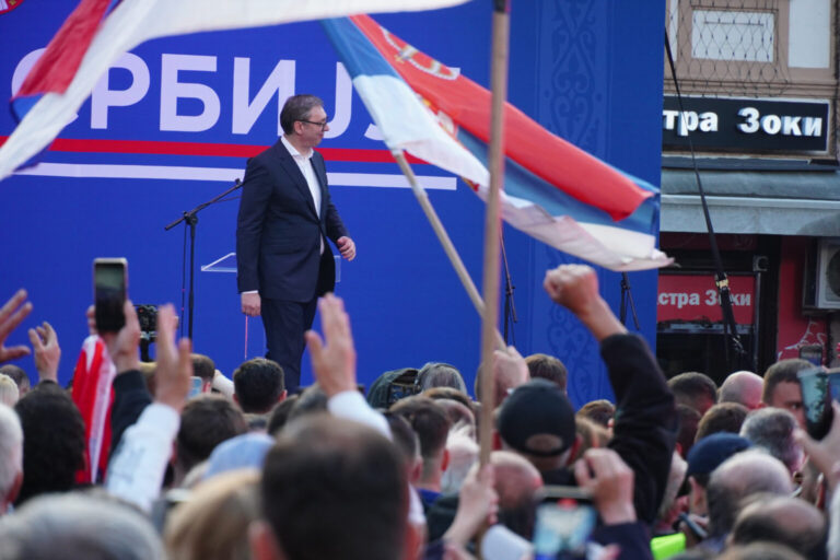 Fotografija iz Niša koja pokazuje koliko je Vučiću zaista stalo do njegovih lojalista