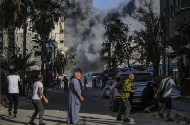 Izrael bombarduje međunarodni aerodrom u Sani