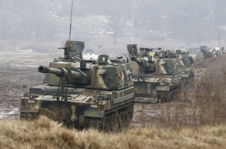 Parada u Vašingtonu: Slavi se osnivanje američke vojske, ali i Trampov rođendan