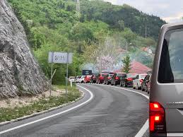 Nezapamćeni kolaps: Čeka se satima FOTO/VIDEO