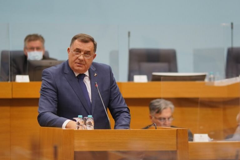 Dodik u Narodnoj skupštini RS: Zahvalan sam Drašku Stanivukoviću!