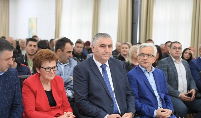 Čedomir Stojanović novi predsjednik Gradskog odbora DEMOS-a Bijeljina (FOTO)