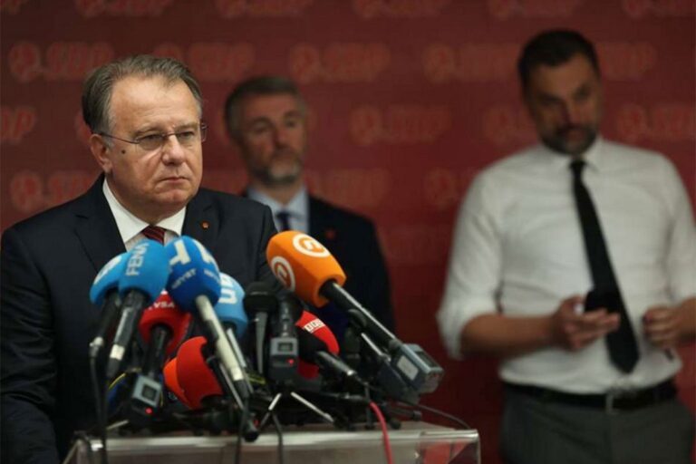 Trojka: Jesmo za dijalog ali ne sa Dodikom i SNSD-om