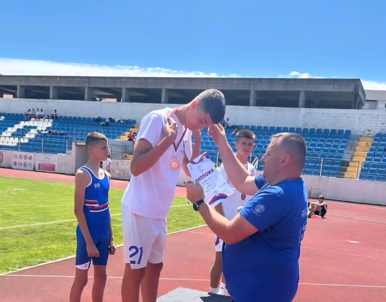 Ugljevički osnovac Filip Jović vicešampion republičkog takmičenja u atletici: Uspjehom promoviše zavičaj
