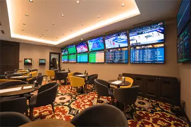 „Pali“ beogradski pljačkaši kladionica: Uz pretnju pištoljem oteo novac, usledilo je nešto neočekivano