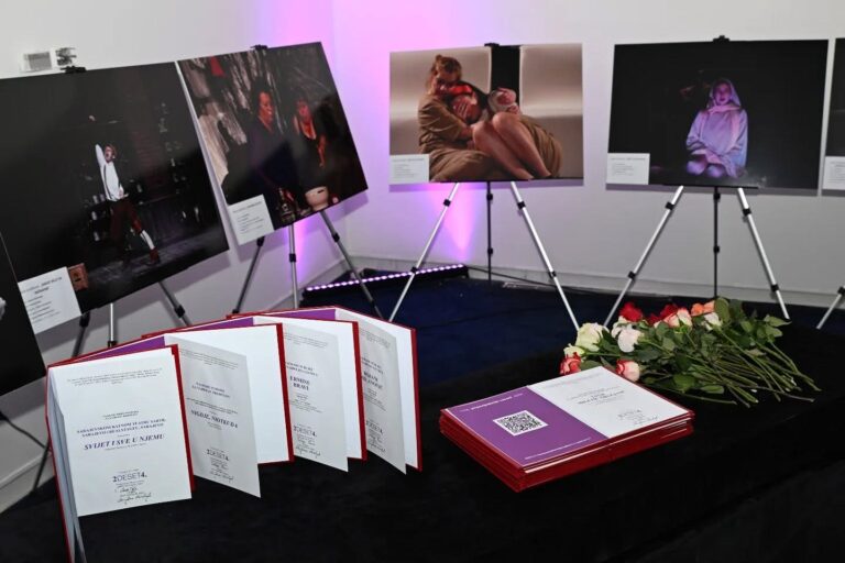 Tri nagrade na festivalu bh. drame u Zenici za Gradsko pozorište „Semberija“ iz Bijeljine