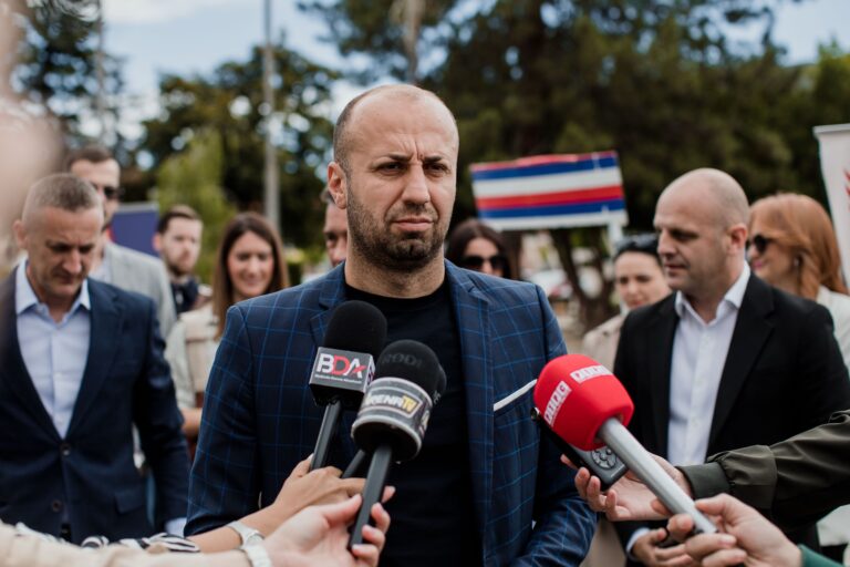 Bijeljina: Danijel Perić predložio uspostavljanje „boračkih kartica“ i ostvarivanje popusta i pogodnosti