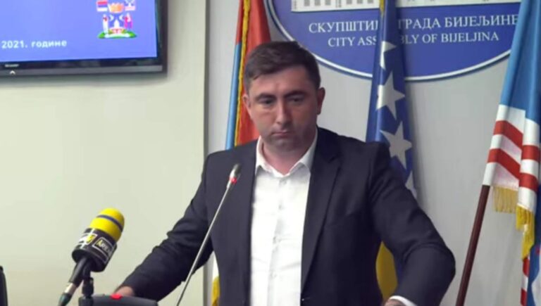 Petrović poručio gradskim ustanovama: Preskočite štrajk upozorenja, stupite u generalni, samo naprijed!