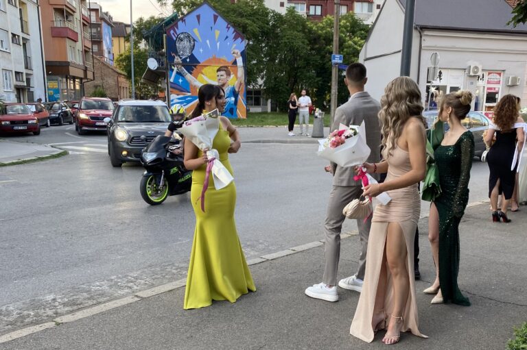 Zabrana saobraćaja u Bijeljini 30.maja zbog defilea maturanata