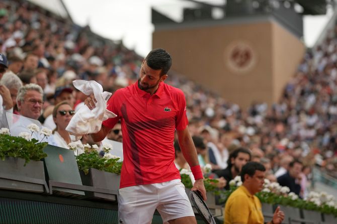 Panika u štabu Novaka Đokovića: Jedan član tima u bolnici