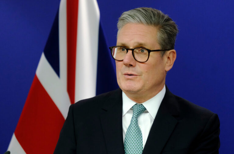 Uhapšen i četvrti muškarac zbog požara na Starmerovoj kući