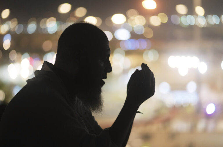 Muslimanski vjernici obilježavaju prvi dan Kurban-bajrama