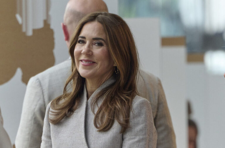 Kejt ovakvu nikada nismo vidjeli: Danska kraljica smjelim izdanjem šokirala javnost FOTO