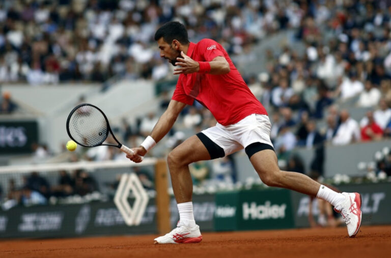 Siner "mašina" izbacio Đokovića!