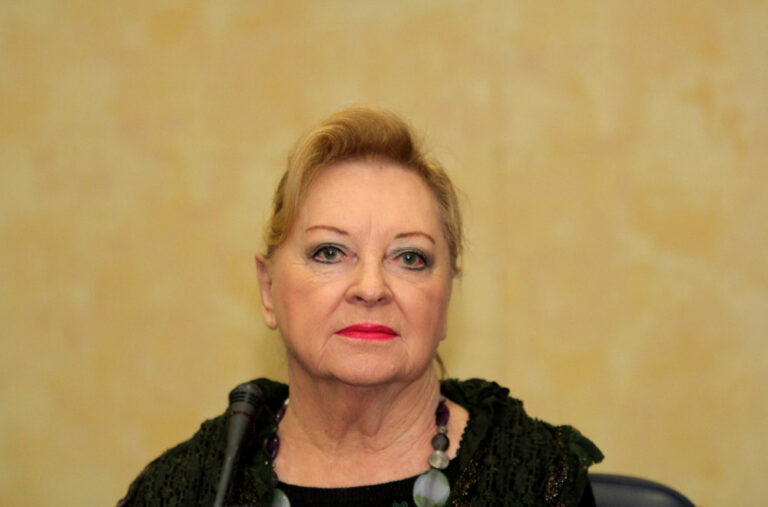 Unuka Gabi Novak se emotivnim riječima oprostila od bake: „Sretan put“ FOTO