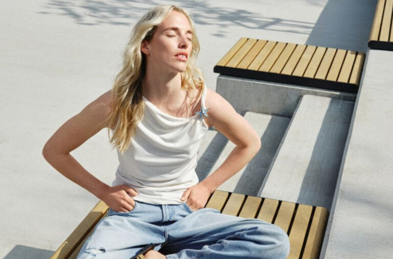 Stilizacije sa ženskim farmerkama Reserved – ideje za svaku priliku