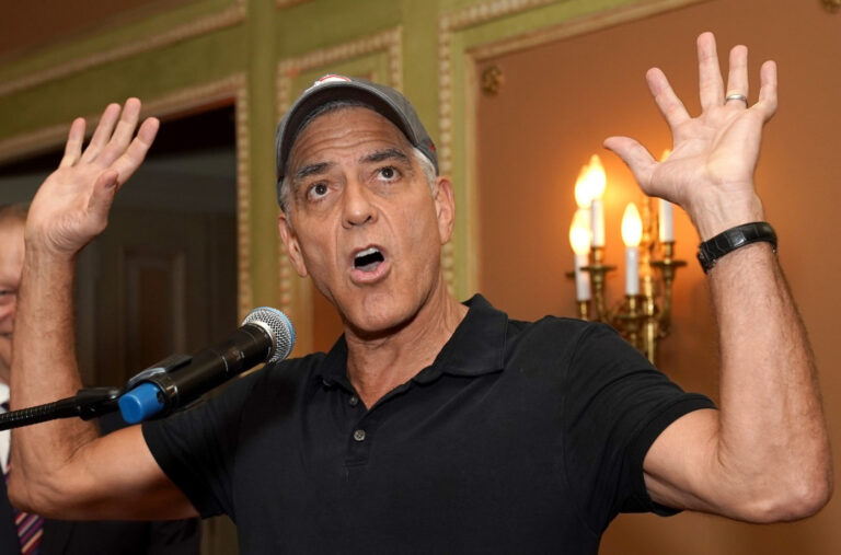 Džordž Kluni predviđa Trampov kraj: „Uskoro je gotov“ FOTO/VIDEO