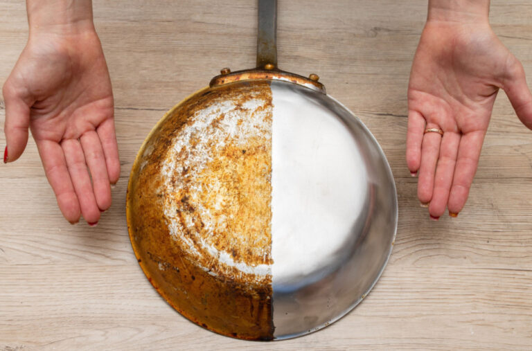 Najbolji trik za čišćenje zagorjelih tiganja: Bez ribanja i muke