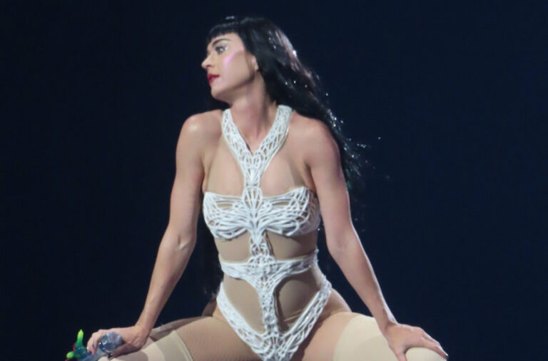 Incident na koncertu Kejti Peri: Pjevačica nije znala šta ju je snašlo VIDEO