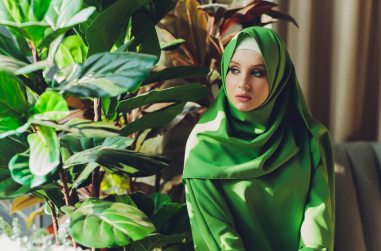 O maturantkinji Sari iz Novog Pazara svi pričaju: Haljinom napravila "bum" na mrežama FOTO