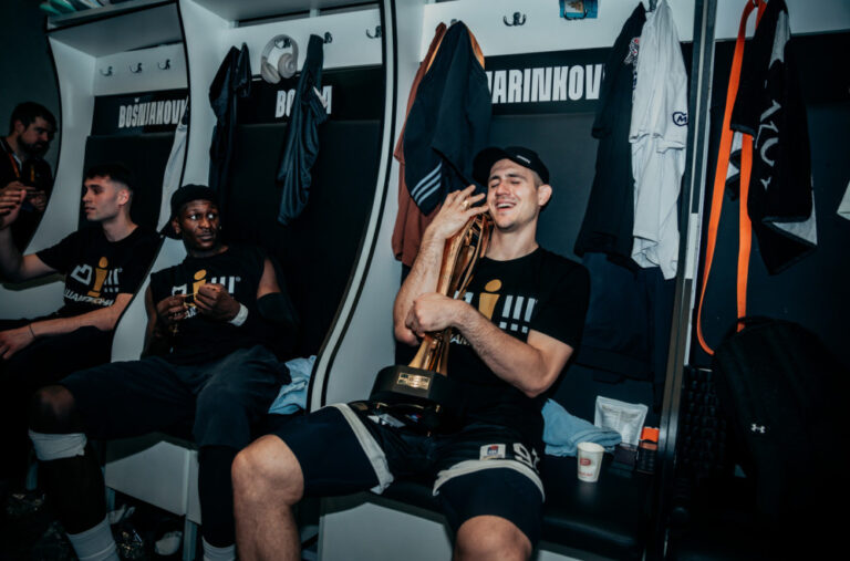 Sve će to, mila moja, prekriti ruzmarin, snjegovi i šaš