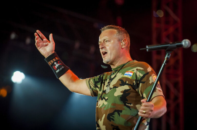 Danas je Tompsonov koncert: „Sramota me je što pjesme o klanju i ubijanju odjekuju Zagrebom“