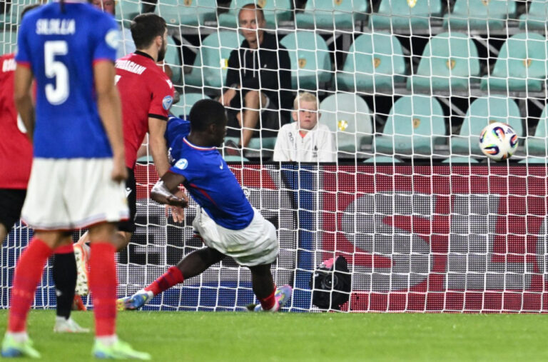 Francuzi slavili posle 102 minuta – Italijani rastužili domaćine