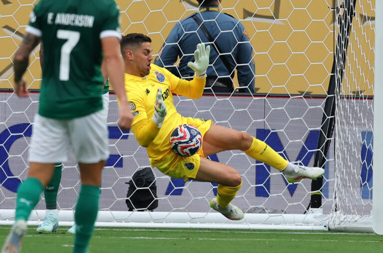 Nisu Evropljani svemoćni – golman sprečio poraz Porta VIDEO