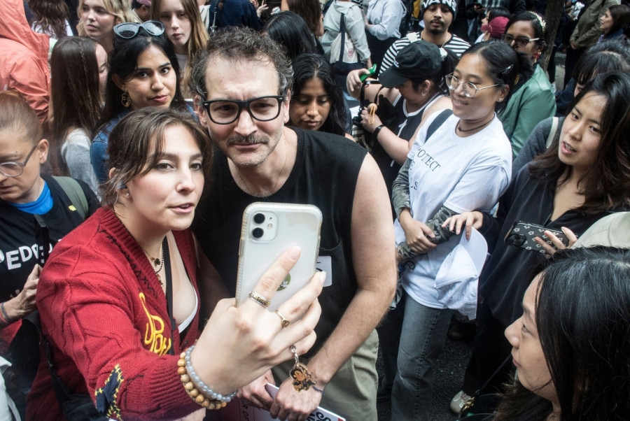 Dvojnici popularnog glumca napravili pometnju FOTO