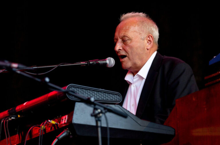 Preminuo čuveni roker