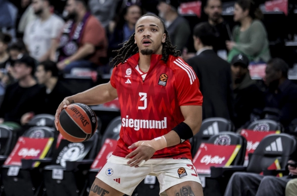 Bajern ruši Zvezdu na dva fronta