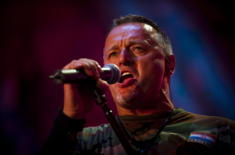 Tompsonovi rani radovi: Pjesme koje bi želio da svi zaborave VIDEO