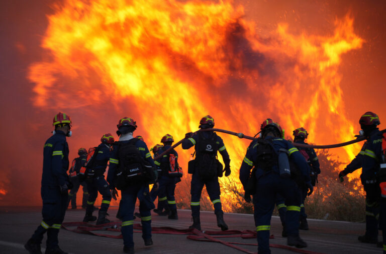 Bukte požari kod Soluna: Uzbuna; Snimci su jezivi FOTO/VIDEO