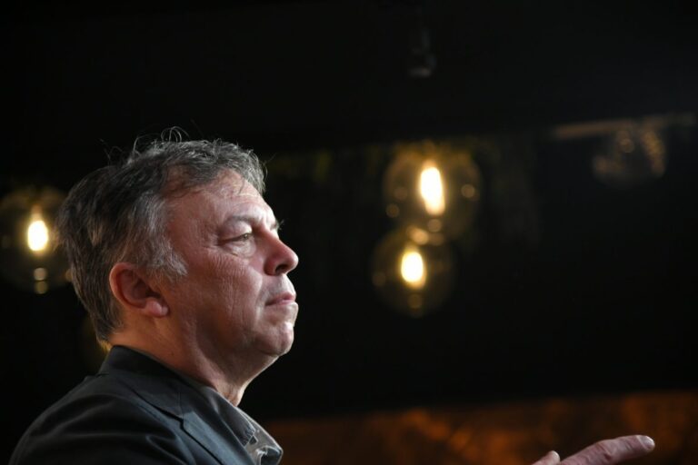 Nele Karajlić prima odlikovanje na Vidovdan?: Zašto ga je Vučić svrstao na listu „zaslužnih pojedinaca“?