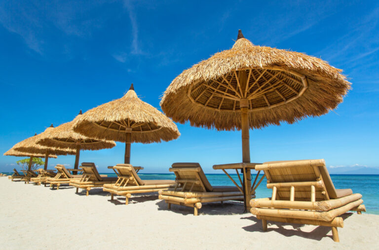 U Hrvatskoj ležaljke 1.300 evra: "Welcome to Ibiza" FOTO