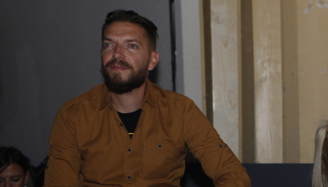 Srpski glumac se razveo nakon 17 godina braka: „Neoprani sudovi nas uništili“