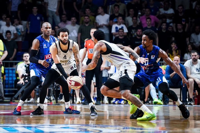 „Ludnica“ u Morači: Partizan se vratio sa -9 na 100 sekundi prije kraja i pobjedio posle produžetaka