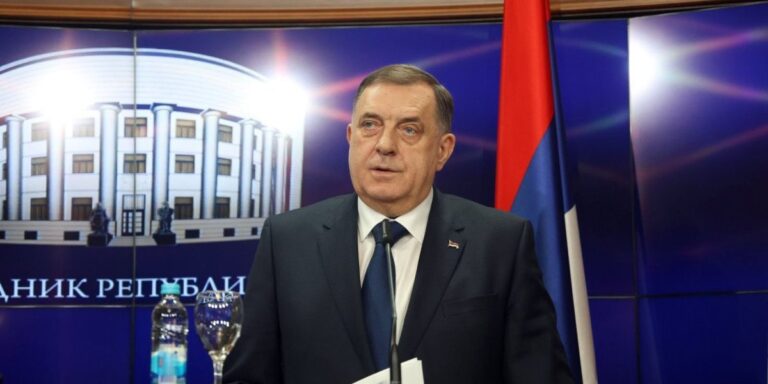 Dodik: Nikakav ugovor o prihvatanju migranata neće biti potpisan