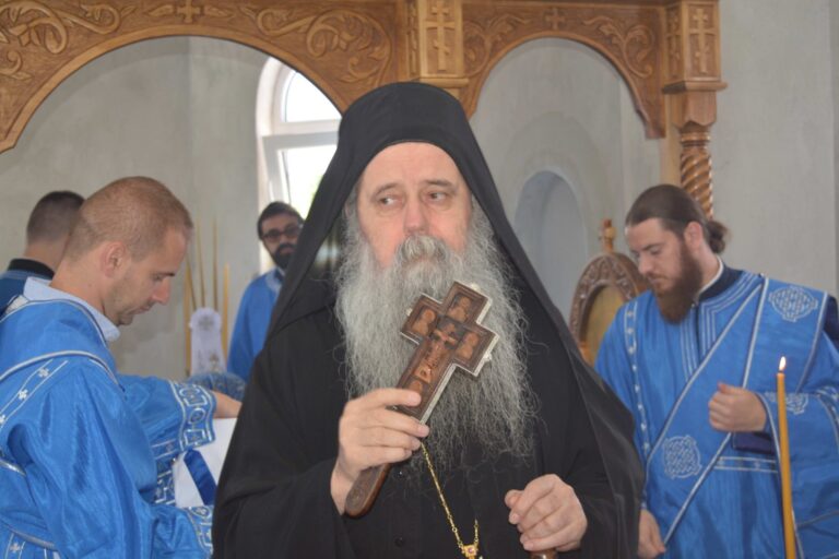 Mitropolit Fotije osveštao novoizgrađeni hram na Žutavci