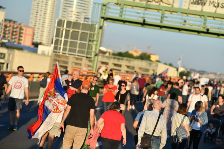 Srbija blokirana: Sve stalo!