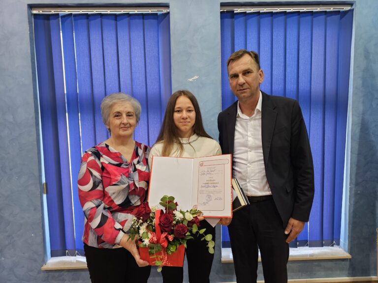 Dan učeničkih postignuća osnovaca iz Donjeg Zabrđa: Nagrade i priznanja najboljima