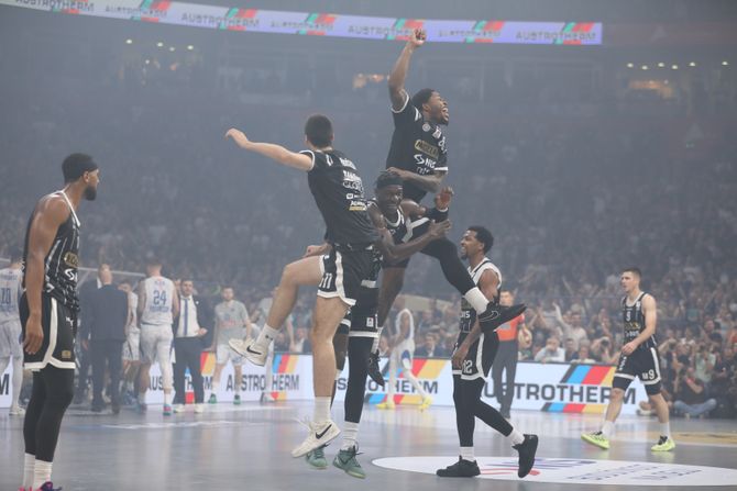 Arena „progutala“ Budućnost: Partizan je šampion ABA lige!