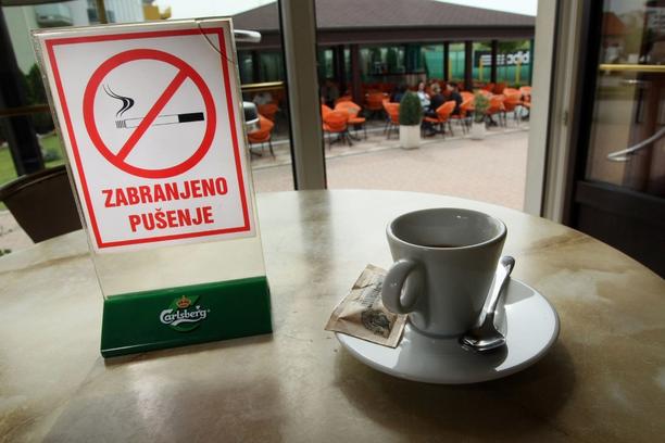 U Federaciji BiH od danas stupa na snagu zabrana pušenja u ugostiteljskim objektima: Kazne ogromne!