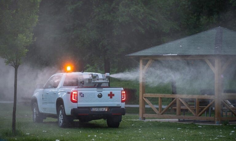 Zaprašivanje komaraca 15. juna u Kacevcu, Bjeloševcu i Banjici