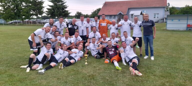 Trijumf „Partizana“ iz Donje Trnove: Osvojili ligu veterana grada Loznice