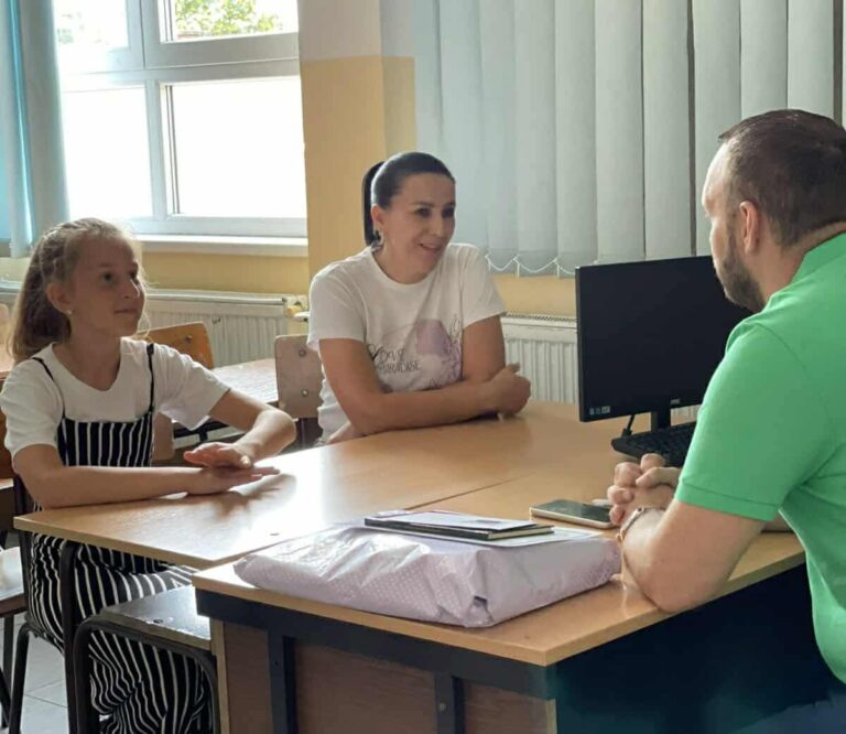 Osnovna škola Dvorovi: Dunja Cvjetinović – „Naj gest godine“